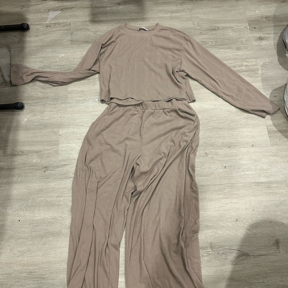 Abercrombie & Fitch Tan Jumpsuit Relaxed Fit